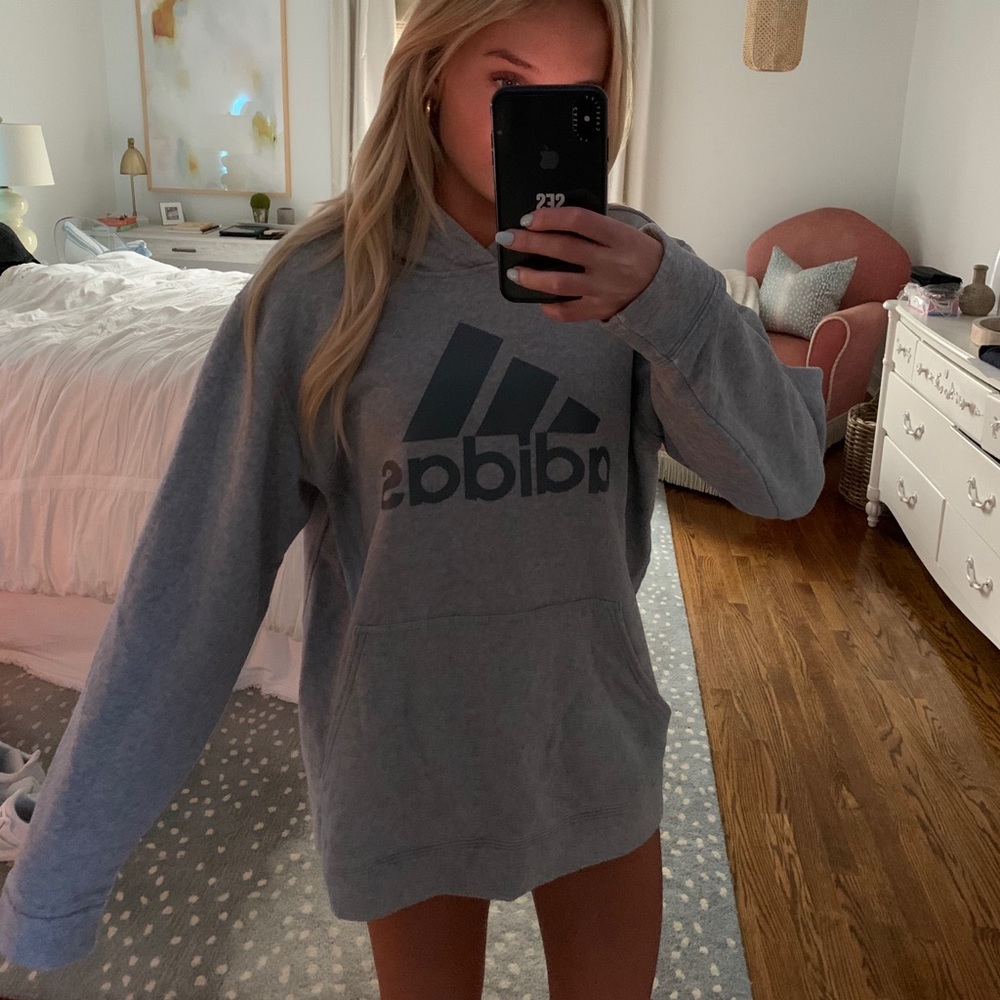 Men’s medium adidas hoodie